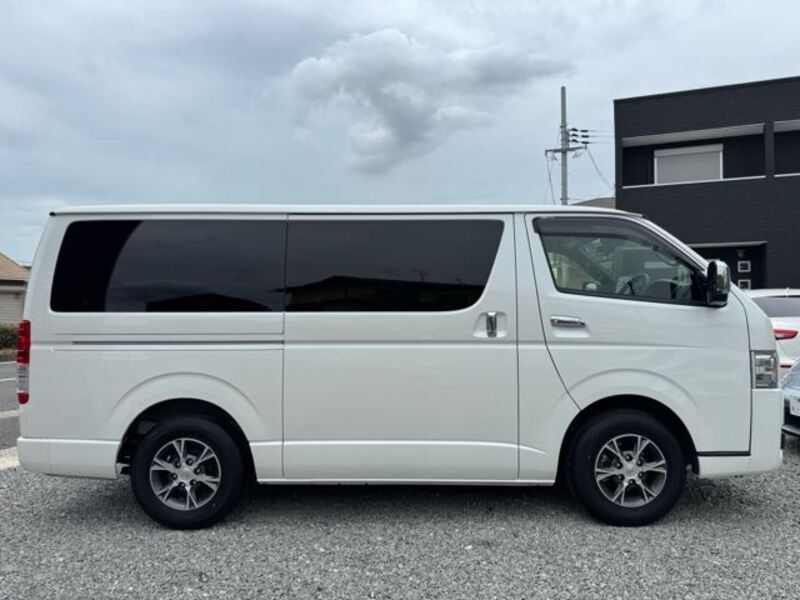 HIACE