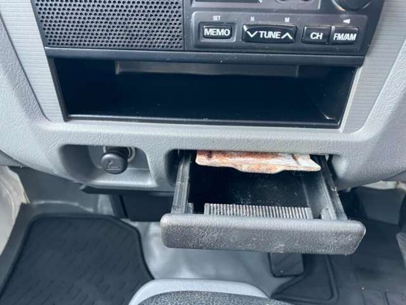 MINICAB TRUCK