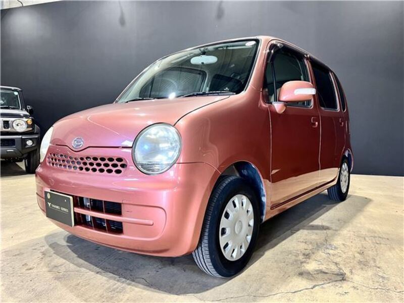 DAIHATSU MOVE LATTE