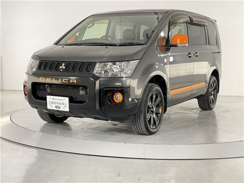 MITSUBISHI DELICA D5