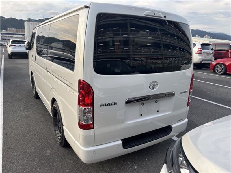 HIACE