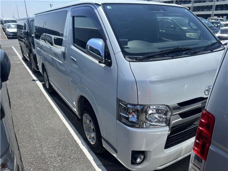 HIACE VAN