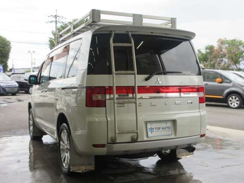 DELICA D5