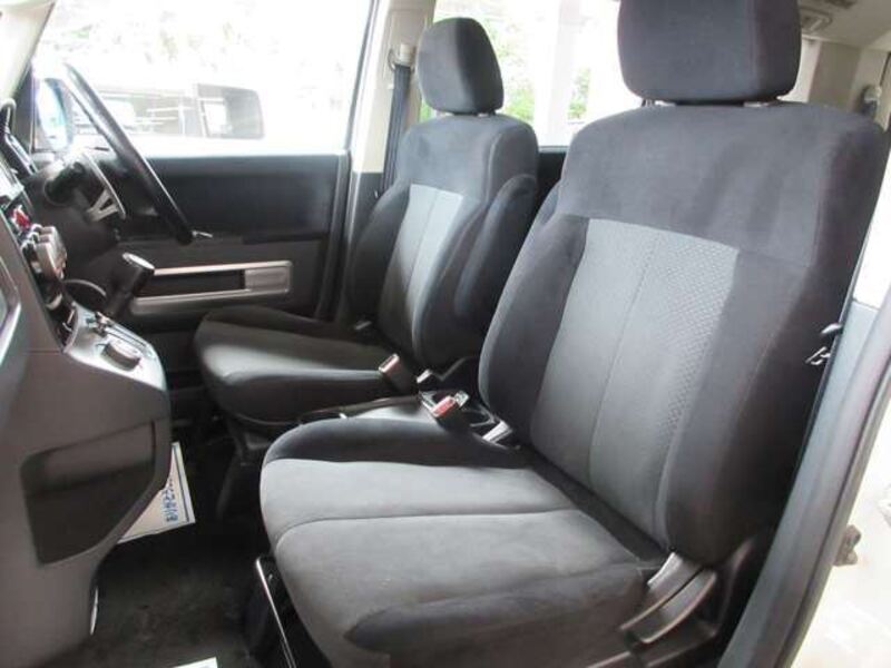 DELICA D5