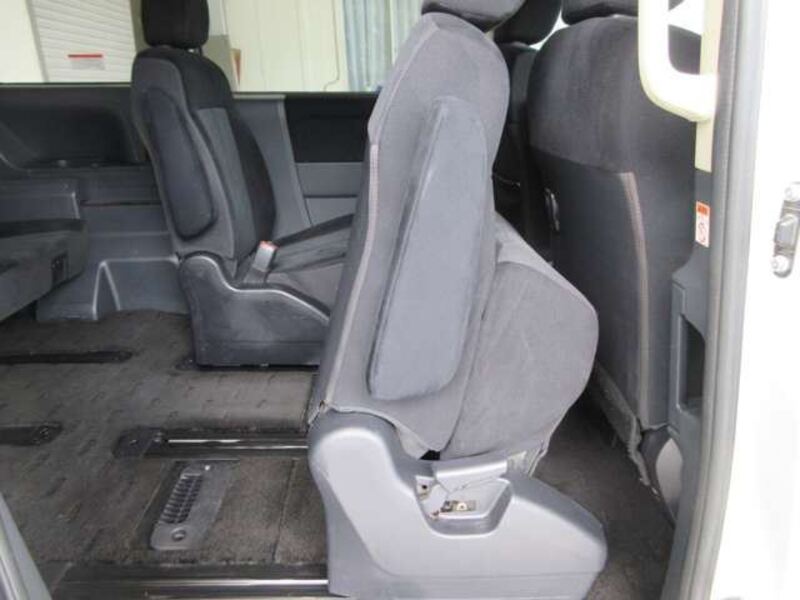 DELICA D5