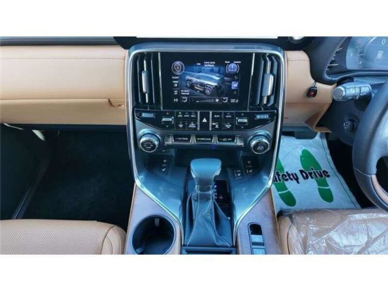 LX