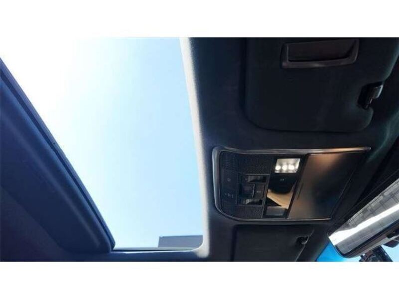 LX