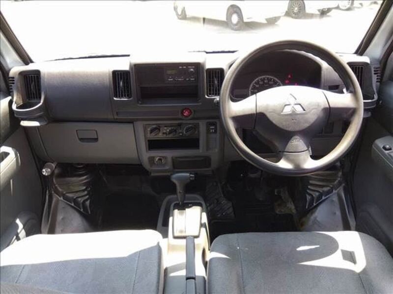 MINICAB VAN