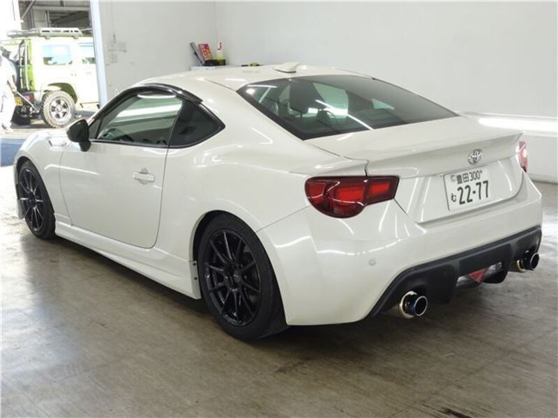 86