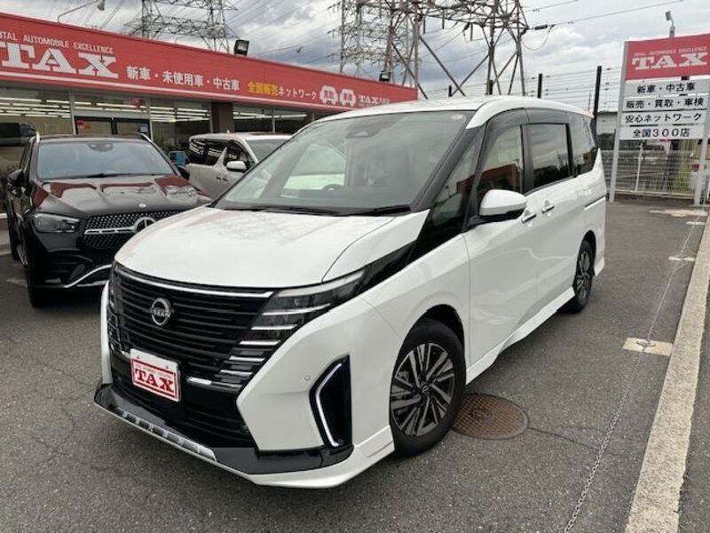 NISSAN SERENA