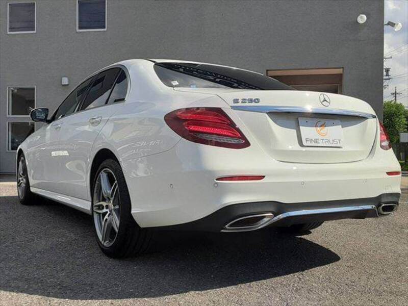 E-CLASS