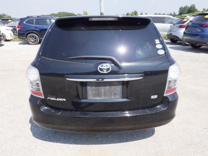 COROLLA FIELDER