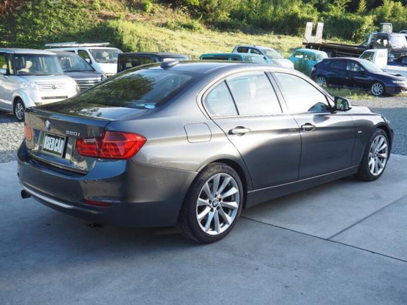 3 SERIES