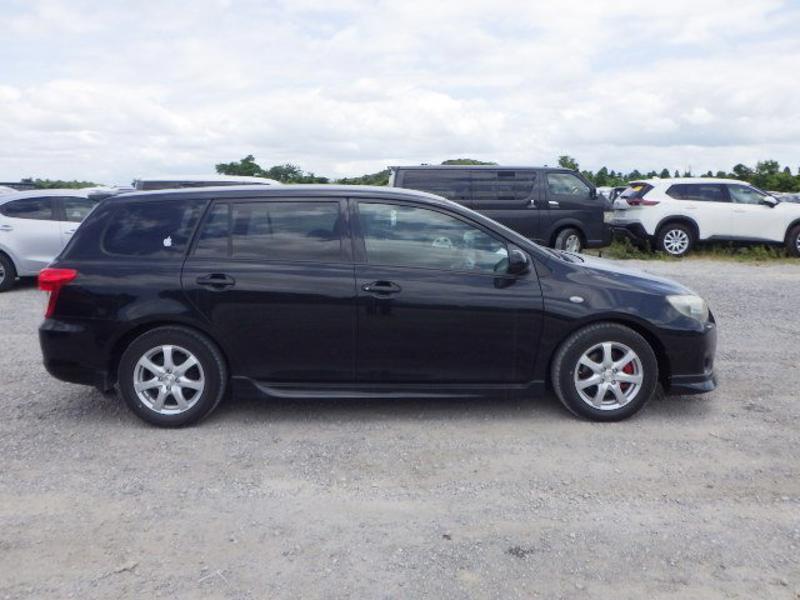 COROLLA FIELDER