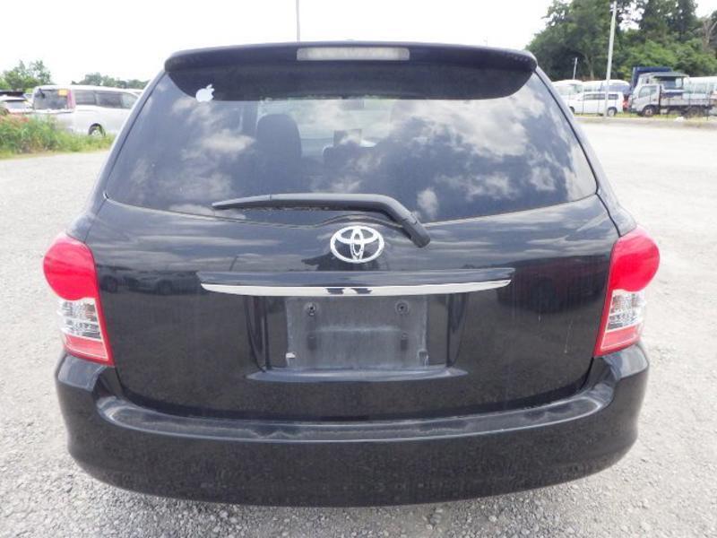 COROLLA FIELDER