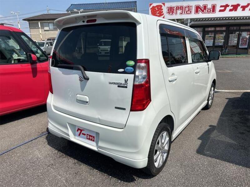 WAGON R