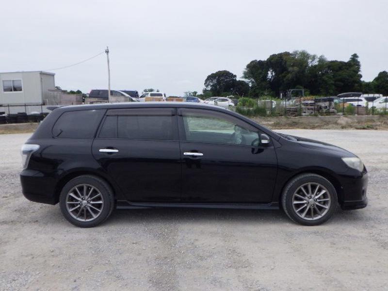 COROLLA FIELDER