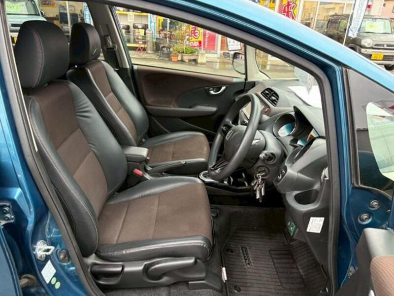 FIT SHUTTLE