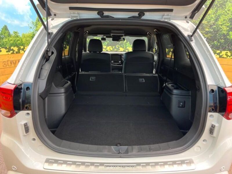 OUTLANDER PHEV