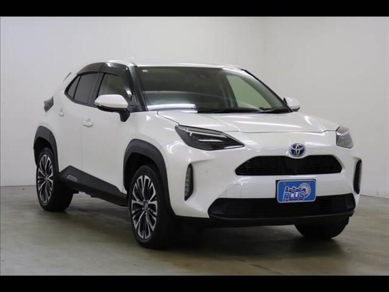 YARIS CROSS