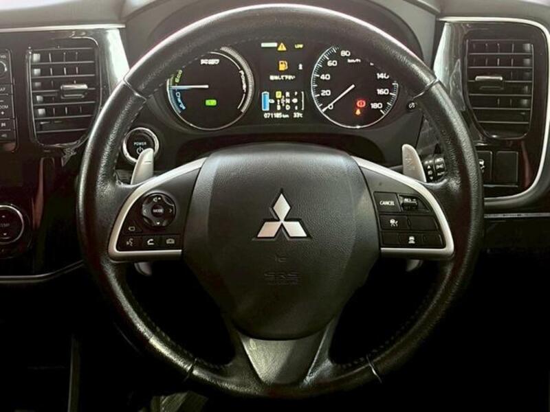 OUTLANDER PHEV