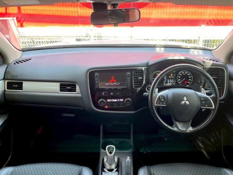 OUTLANDER PHEV