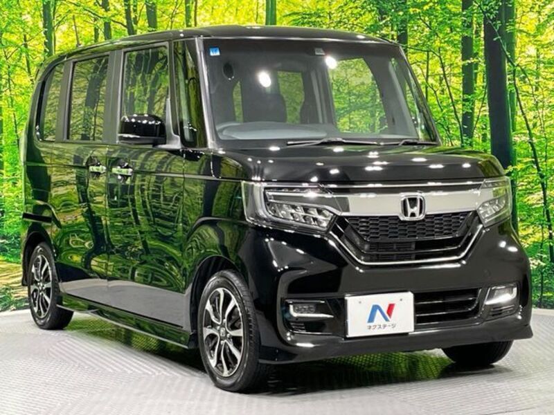 N BOX CUSTOM