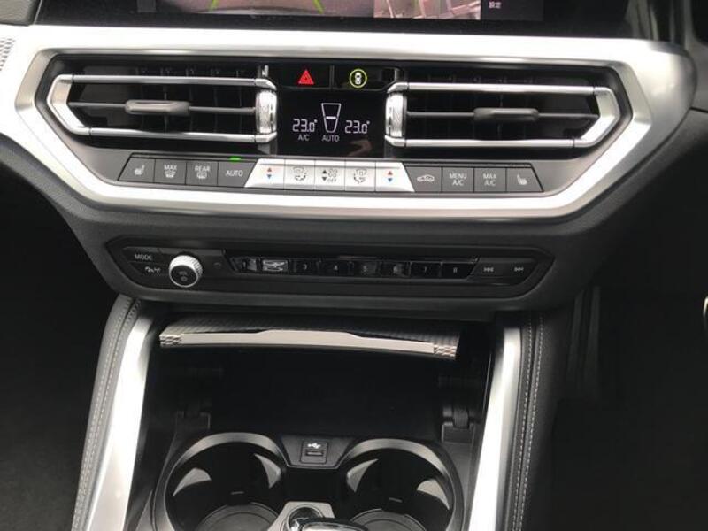 4 SERIES