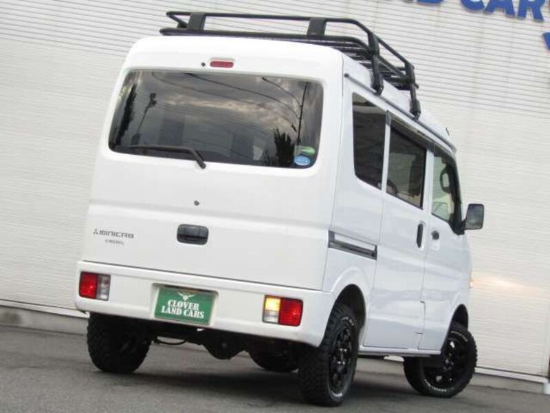 MINICAB VAN