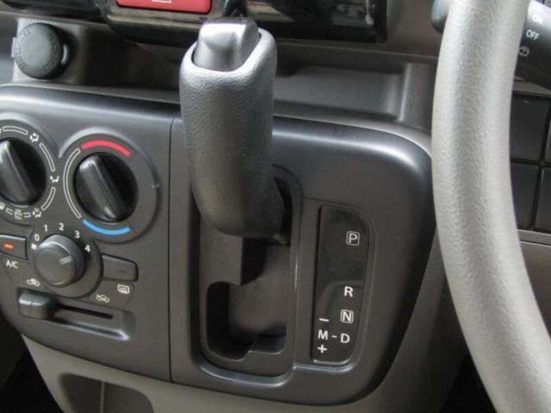 MINICAB VAN