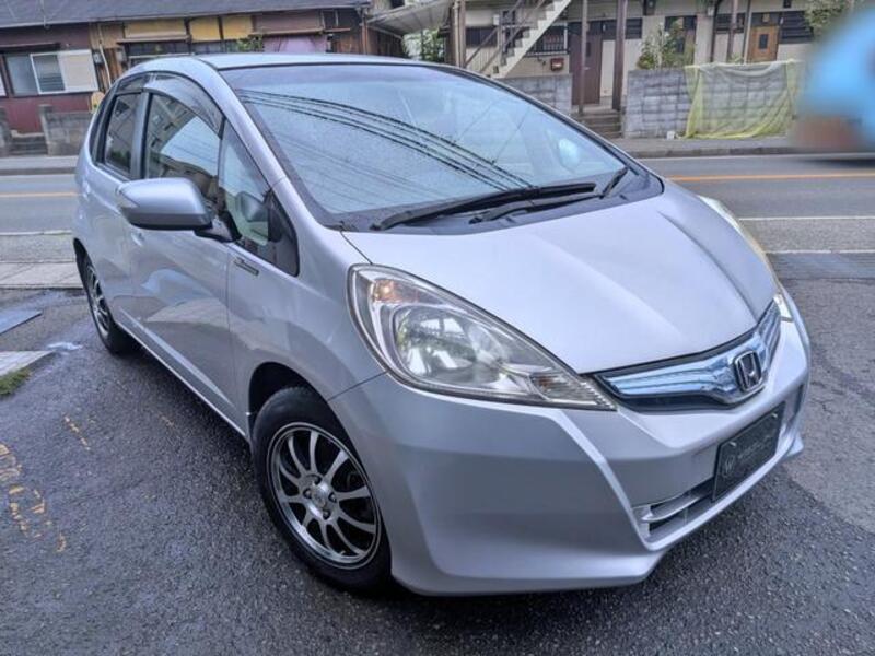 FIT HYBRID