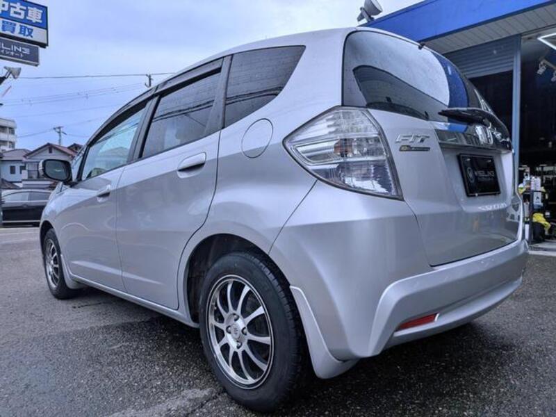 FIT HYBRID