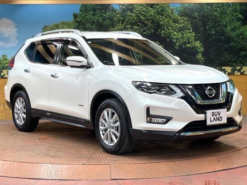 X-TRAIL