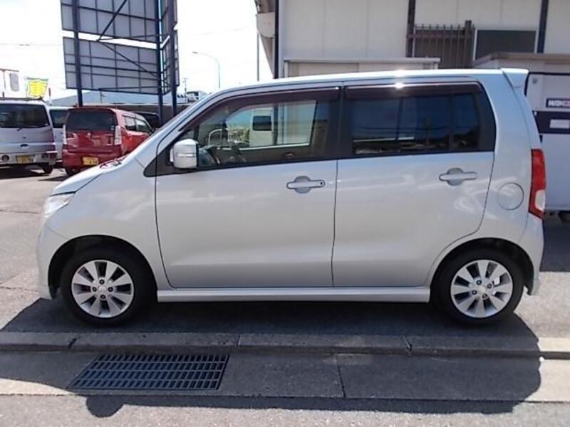 WAGON R