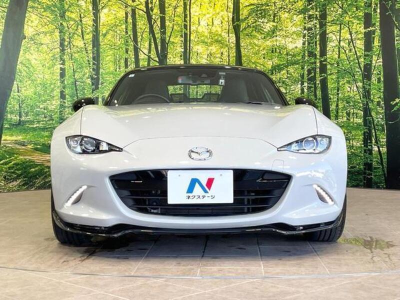 ROADSTER