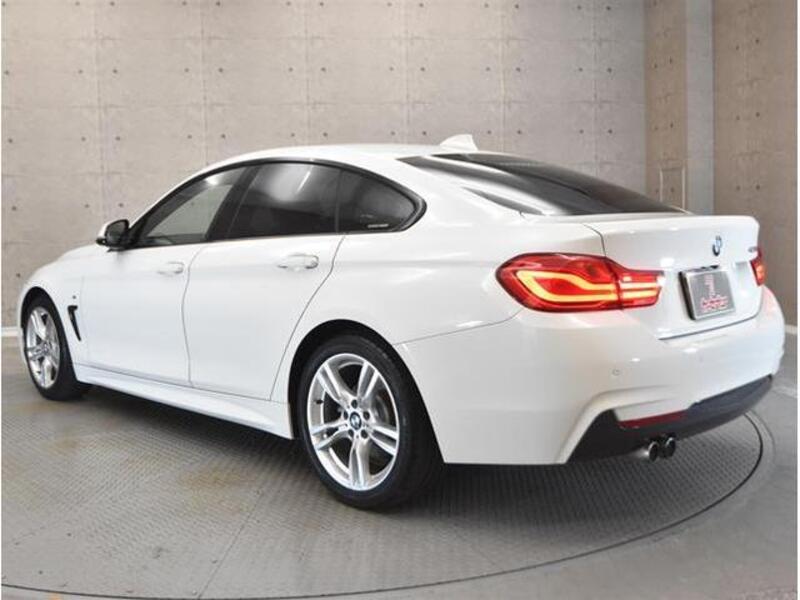 4 SERIES
