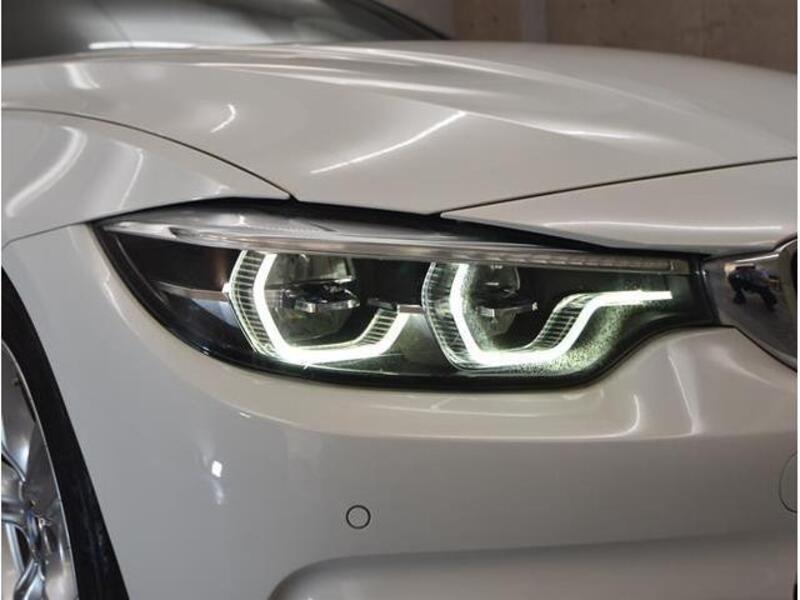 4 SERIES