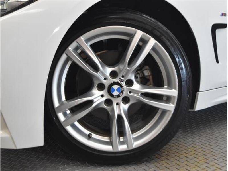 4 SERIES