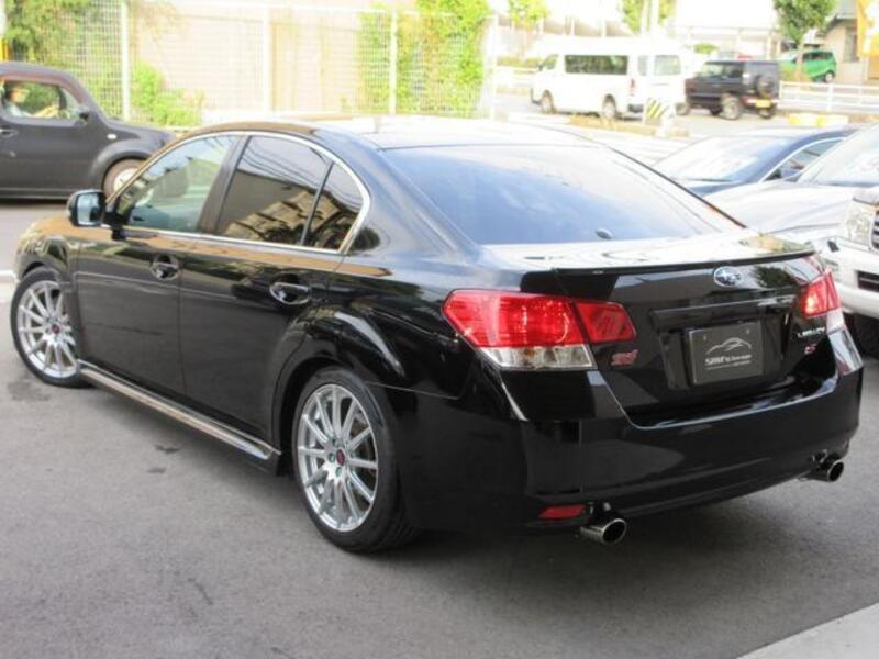 LEGACY B4