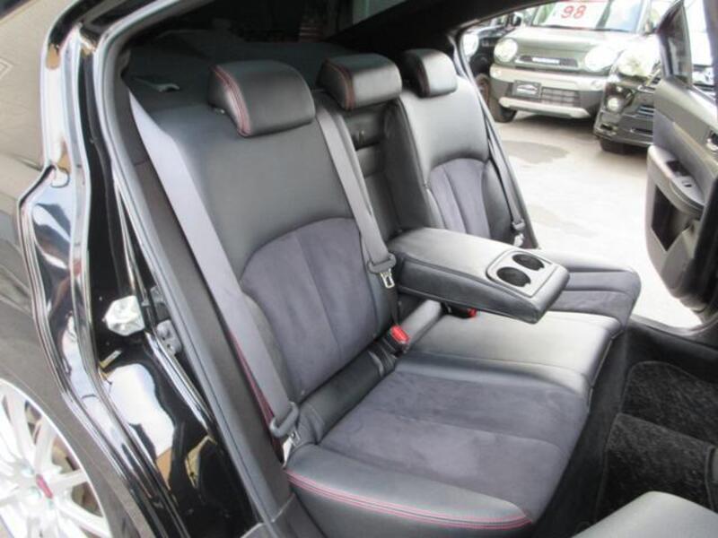 LEGACY B4