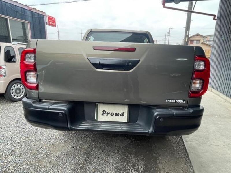 HILUX