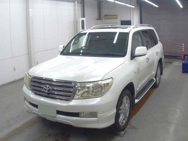 LAND CRUISER
