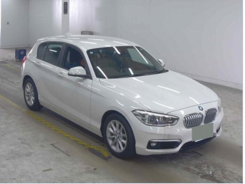 BMW 1 SERIES