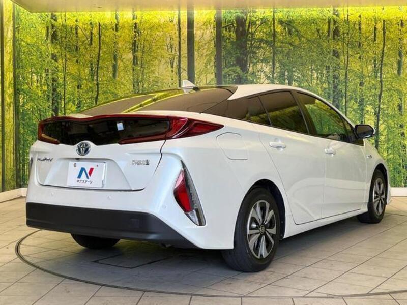 PRIUS PHV
