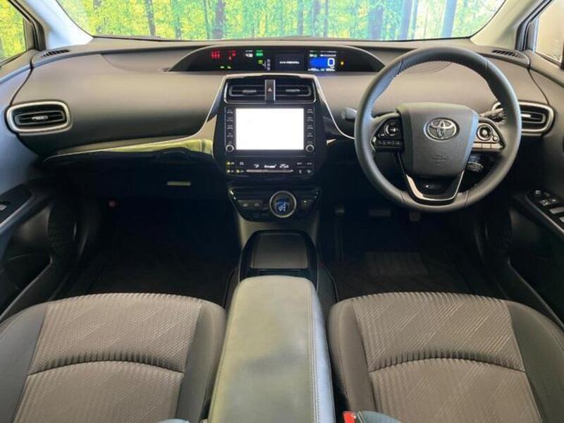 PRIUS PHV