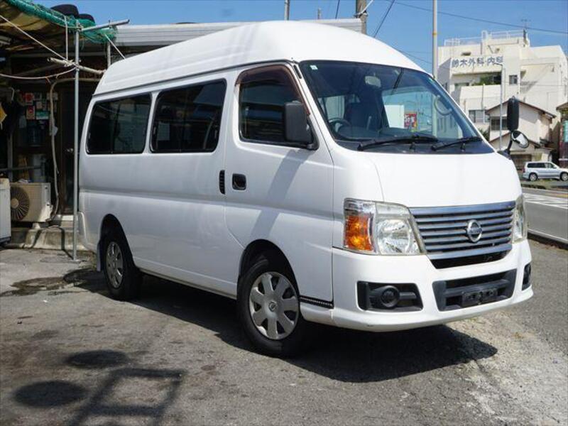CARAVAN BUS