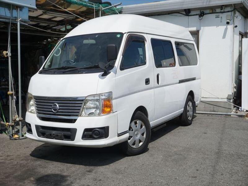 CARAVAN BUS