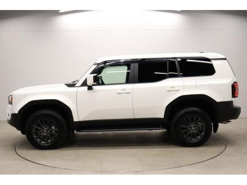 LAND CRUISER 250