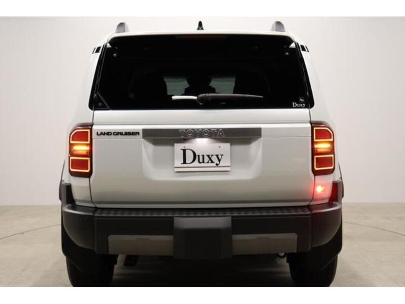 LAND CRUISER 250