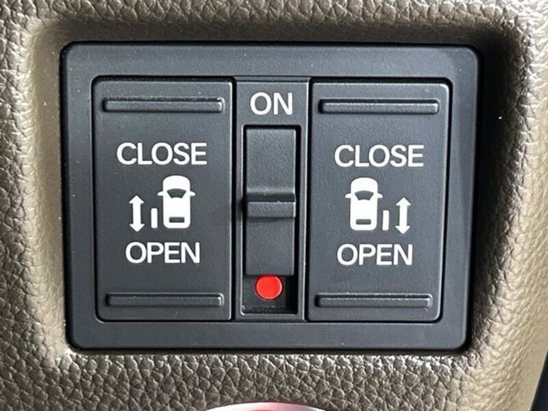 N BOX
